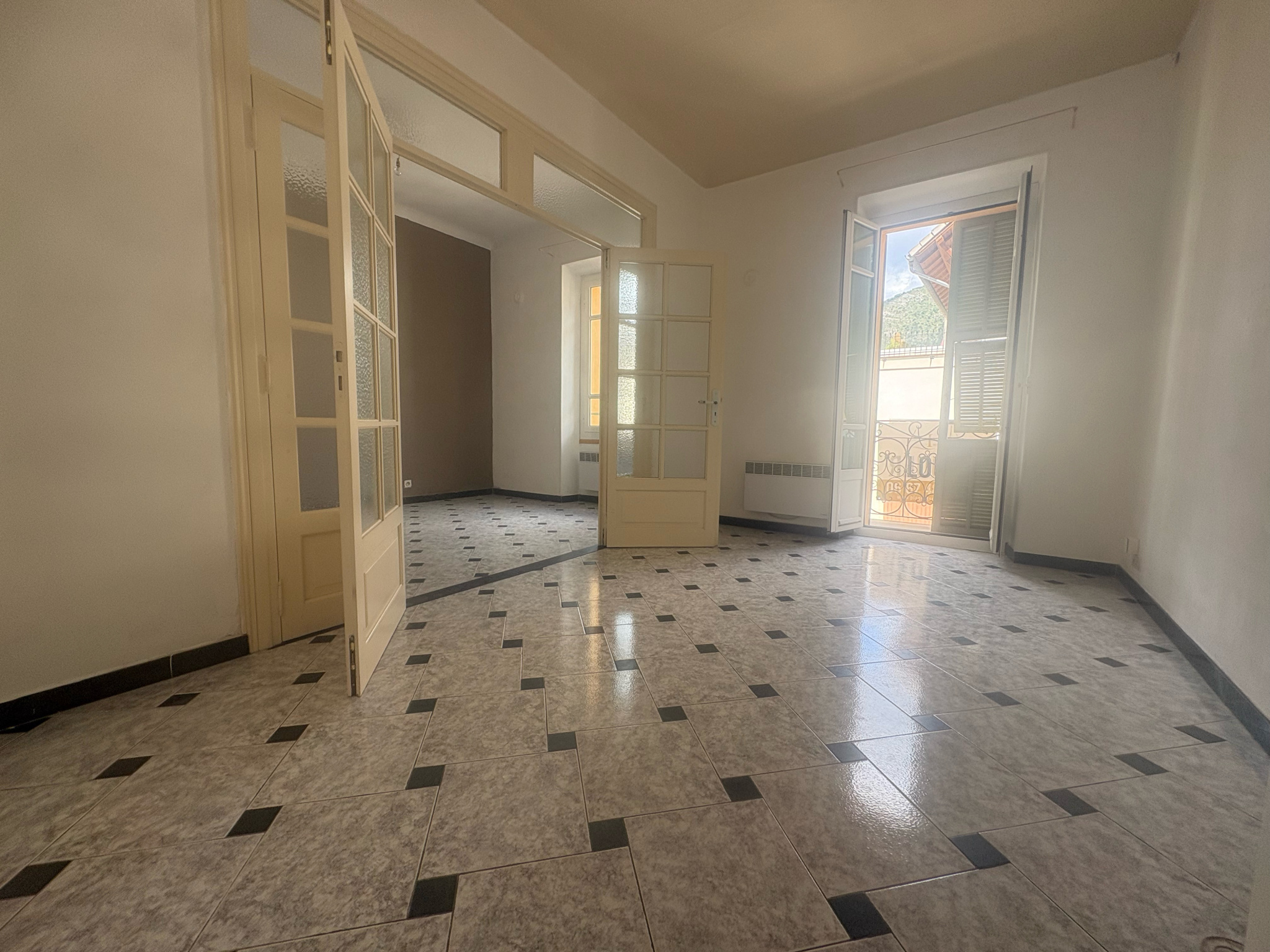 Apartment 5 pièces · 105.00 m² à Tende